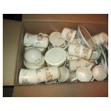 Vintage Corningware and Corelle dis...