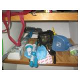 Content of closet shelves to includ...