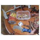 Vintage baking soda tin, tootsie to...