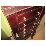 Wood clawfoot style lift-top jewelr...