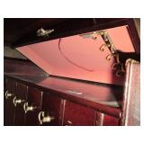 Wood clawfoot style lift-top jewelr...