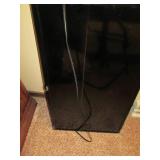 Onn 32" roku flat screen TV (NO rem...