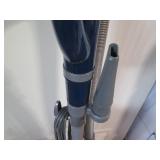 Shark Lift-Away Deluxe vacuum clean...