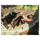 Lot of assorted papers and decorati...