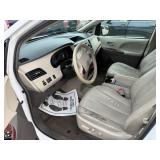 2013 Toyota Sienna XLE