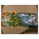 BreeBe - Artificial Pre-Lit Christmas Tree 9FT with 690 LEDs & Full Tips - Green+White