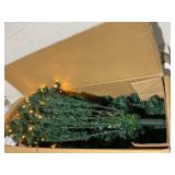 Goplus 9ft Artificial Pre-lit Christmas Tree Premium Spruce Hinged Tree with 700 LED Lights and Solid Metal Stand, UL-Certified Transformer