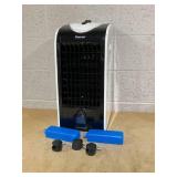 Costway 10-in 110 -Volt 3 -Speed Indoor Black + white Pedestal Fan (Missing 1 Wheel)