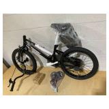 Costway 18 Inch Kids Bike with Basket and Training Wheels for Children Aged 3-8 Years Old