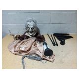 Tangkula 5 FT Halloween Standing Animated Old Lady Holding Lantern, Animatronic Zombie Maid with LED Lighted Red Eyes, Halloween Decoration for Haunted Houses, Indoor Outdoor Use