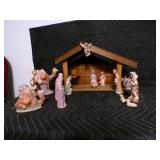Large Scale 1985 Nativity Scene with Manger.  Collectors Edition.