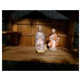 Large Scale 1985 Nativity Scene with Manger.  Collectors Edition.
