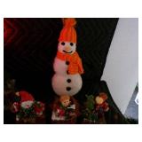 Lot of 11 Tabletop Decorations