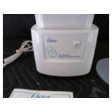 Oster Quick Freeze Ice Cream/Frozen Yogurt Maker