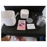 Oster Quick Freeze Ice Cream/Frozen Yogurt Maker