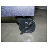 Middle Atlantic Audio / Video Component / Equipment Rack on Casters with Locking Doors - Keys included