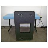 Middle Atlantic Wall Mount Audio Video Rack / Electronics Enclosure with Swingout Front