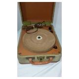 Vintage Cornado Radio and Columbia Turntable, Lamp.