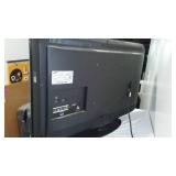 Samsung 32" 720p HD LCD Television with remote.