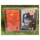 2002 Fleer Robin Ventura Games Essentials Jersey Relic