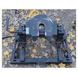 Reese 15K 5th Fifth Wheel Trailer Hitch Rail