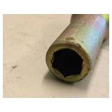 Handle with 2" Socket