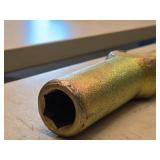 Handle with 2" Socket