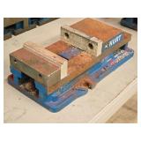 Kurt AngLock Manual Vise 6"-grip D688