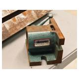 Accupro Horizontal-Vertical Angle Collet Fixture