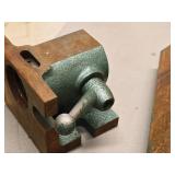 Accupro Horizontal-Vertical Angle Collet Fixture