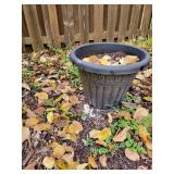 Garland Band Resin Planter Pair