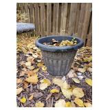 Garland Band Resin Planter Pair