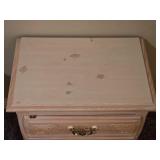 Bassett White Wash Pine 2-Drawer Nightstand