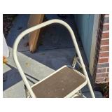 2-Step Step Up Ladder
