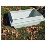 Lift-Away Litter Box