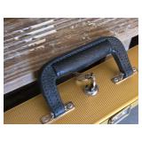 Shadow Box Carry Case with Key