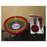 Mixing Bowl Set and Kitchenaid Measuring Spoons (in original packaging)