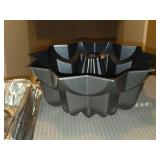 Nordic Ware Cast Iron Bundt Cake Pan (Star)