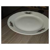 Lot of (24) 6 3/4" Plates