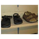 Lot of (2 Pair) Women