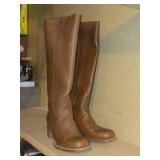 Frye Cowboy Boots Size 8B