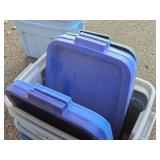 Lot of (5) Rubbermaid Plastic Storage Bins with Lids 24" x 15" x 12"