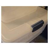 Lot of (4) Plastic Storage Bins with Lids (2) 24"x16"x6", (2) 16"x13"x5"