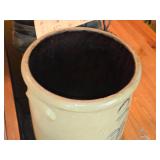 Vintage Salt-Glazed Stoneware Crock - Beesting Crock