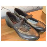 Ecco Ladies Shoes Size 40