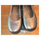 Clarks® Ladies Book Pump Size 9W