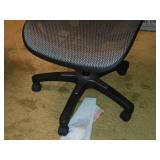 Rolling Office Arm Chair