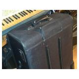 Ricardo Rolling suitcase