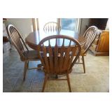 Dining Room Table and 4 Chairs