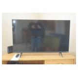 43" VIZIO Smart TV. With Box (has been used)